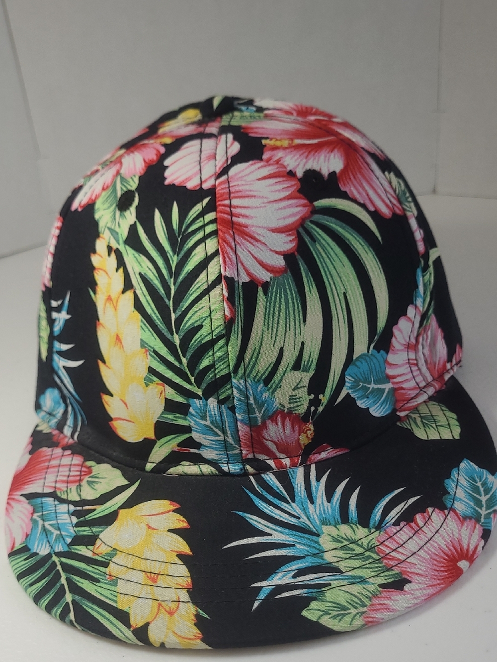 Womans  Floral Tropical Snapback Hat - Black/Pink/Green